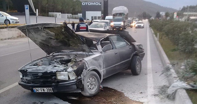 Milas-Bodrum Karayolu'nda feci kaza: 3 yaralı