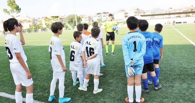 Milas Gençlikspor U11, Bodrum Birlikspor’u  6-2 yendi