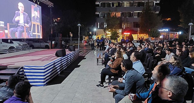 Kılıçdaroğlu’nun açıklamaları dev ekrandan izlendi