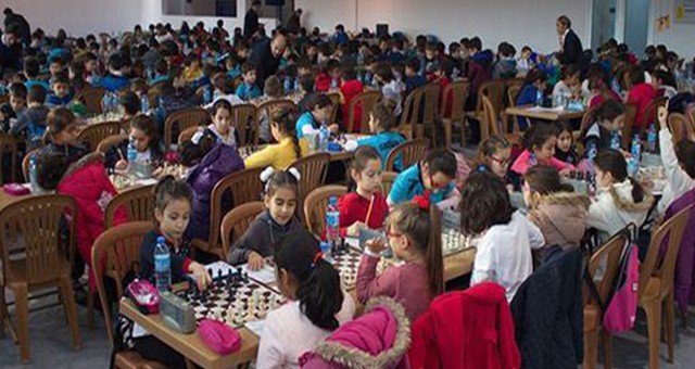 23 Nisan Satranç Turnuvası Başlıyor