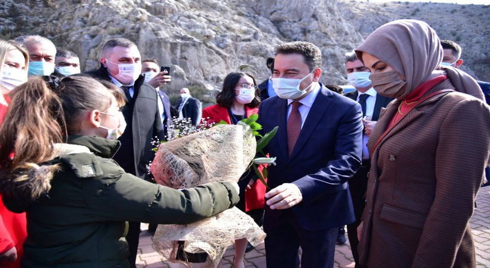 Ali Babacan'dan 'ekonomi' Formülü