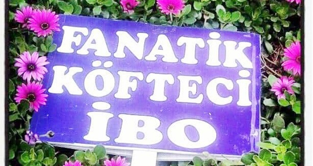 Fanatik Köftecinin Ölümü Üzdü