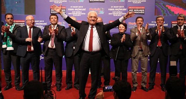 CHP, belediye başkan adaylarını tanıttı…