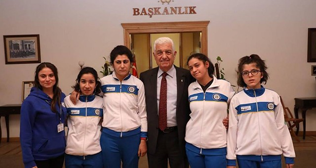  Engelli Sporcuları Kabul Etti