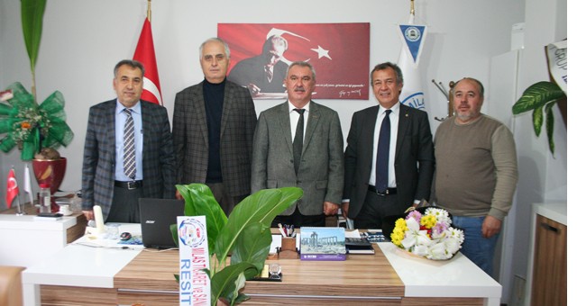 MİTSO yeni belediye başkan yardımcılarını kutladı