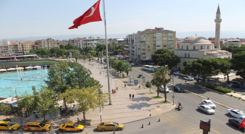 Aydında Konut Satışları Yarı Yarıya Azaldı