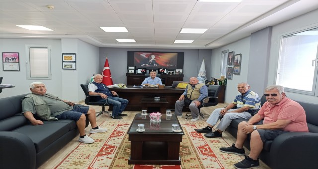 ‘KIDEMLİ’ GÜLLÜKLÜLERDEN REŞİT ÖZER’E ZİYARET