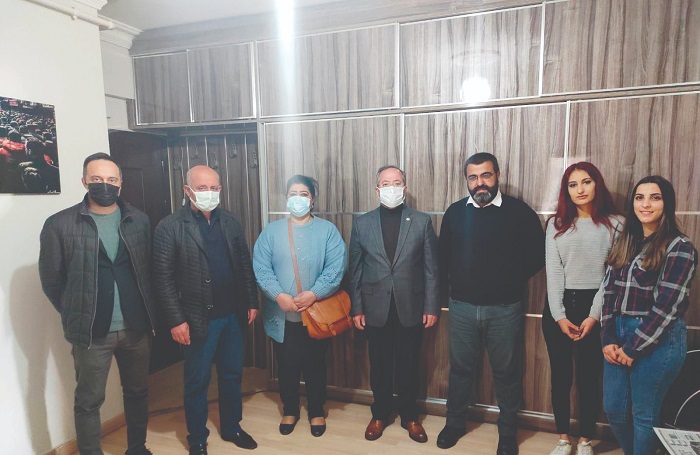 Gelecek Partisi Diyarbakır: Hdpye Açılan Kapatma Davası Büyük Talihsizlik