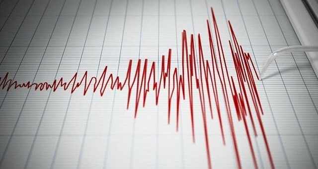 İzmir’de 4,2 büyüklüğünde deprem