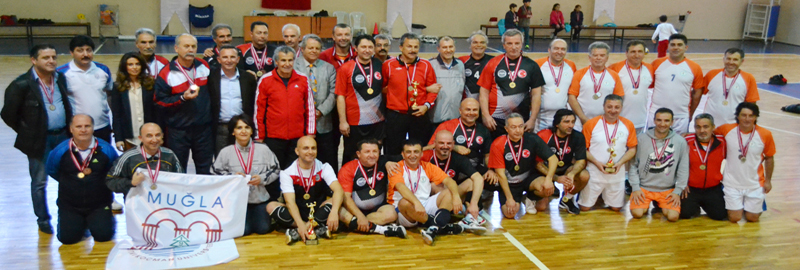 Atatürk Kupası Veteranlar Voleybol Turnuvası Datça’da yapıldı