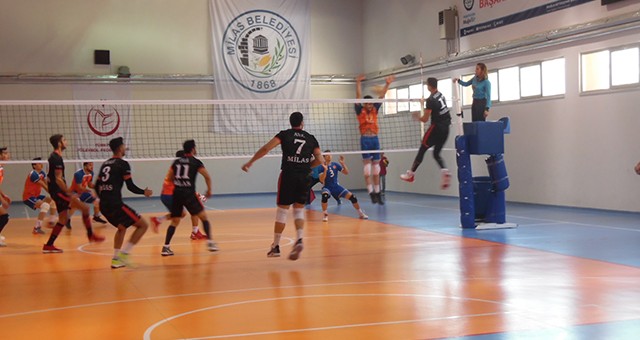 Voleybolcularımız Yeni Yıla Puansız Girdiler