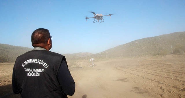 Bodrum Belediyesi’nden dron ile ilaçma dönemi başlıyor