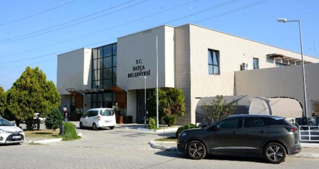 Muhtelif cadde ve sokaklarda beton parke taşı ve beton bordür işleri yaptırılacak