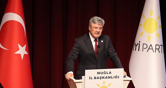 İYİ Partili Ergun’dan “TL’nin Değer Kaybı” Uyarısı: “Paramız Çöktü”