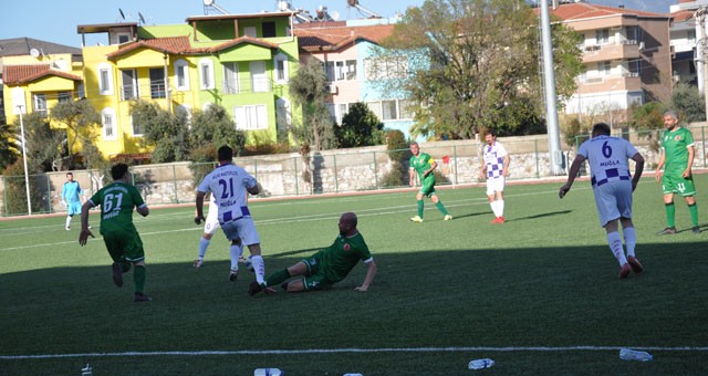 Milasspor Masterler, Bodrumspor Masterler’i 4-2 yendi