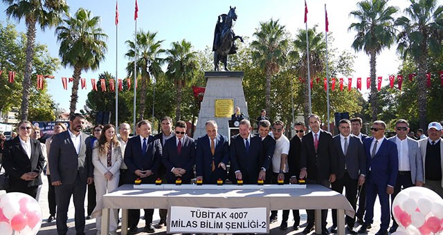 Bilim Şenliği’nde Roket ve Robot Gösterisi İlgi Gördü