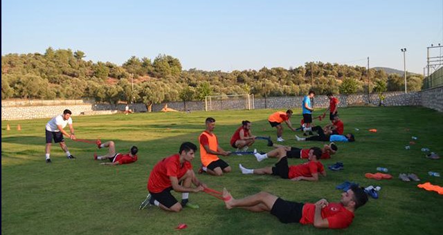 Beçin Esnafspor sahaya indi