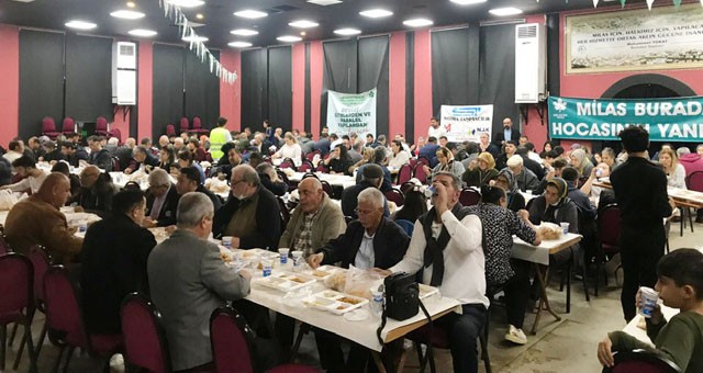 Gelecek Partisi üyeleri iftarda buluştu