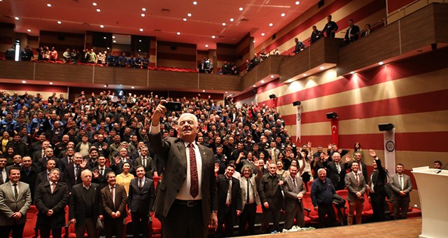 Başkan Gürün mesai ve yol arkadaşları ile bir araya geldi