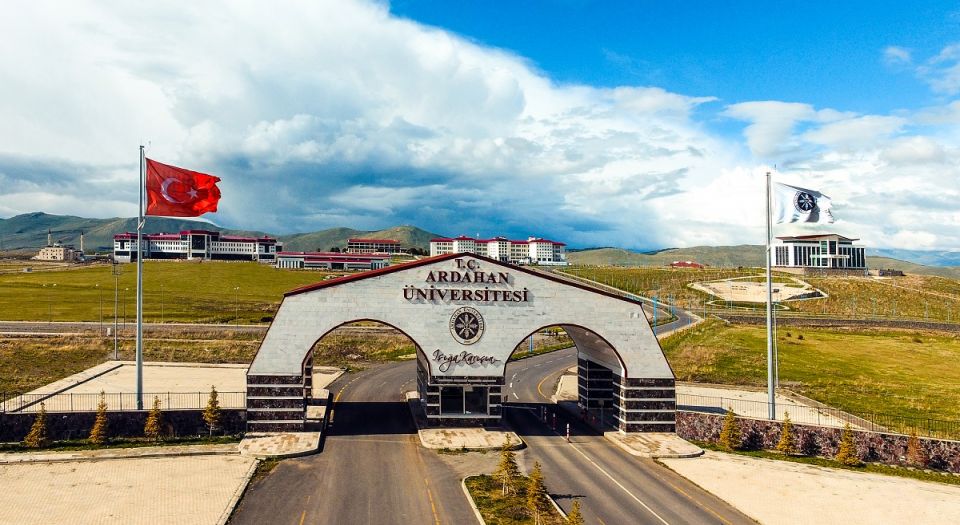 Arü Bahar Dönemine Uzaktan Eğitimle Devam Edecek