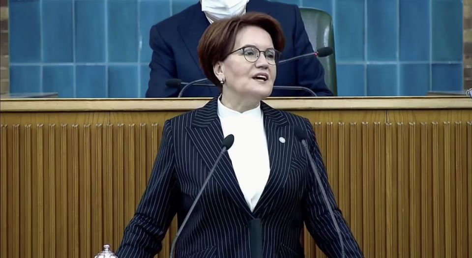 Akşener: "devlet Esnafın Sesini Duymalı"