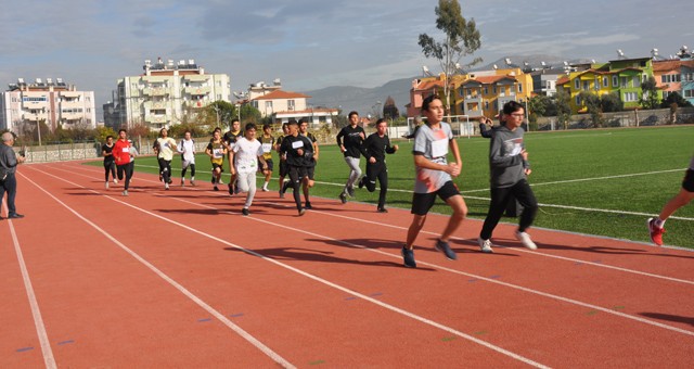 27 Aralık  Atatürk Kır Koşusu  Milas Şehit Metin Özcan Stadyumu’nda yapıldı