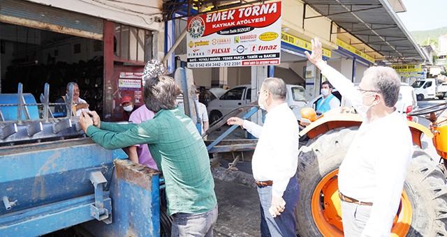 Başkan Tokat ; “Sanayi esnafımızın yanındayız. Bize düşen ne varsa yapmaya hazırız.”