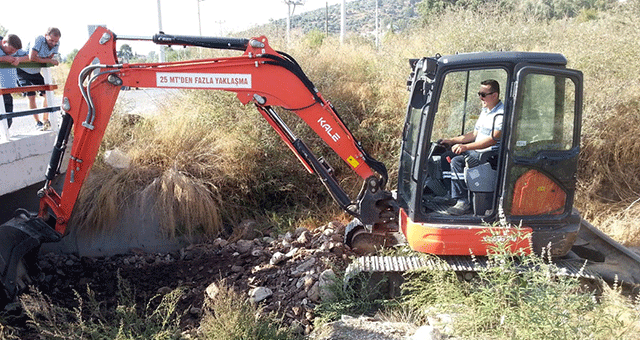 Büyükşehir 10 ayda 111 bin 436 metre dere temizliği yaptı