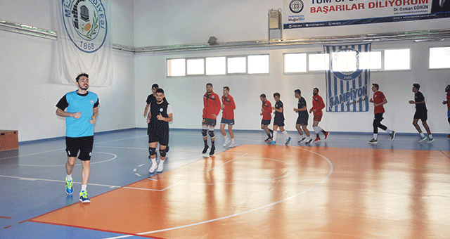 Voleybolcularımız Kocaeli deplasmanındalar