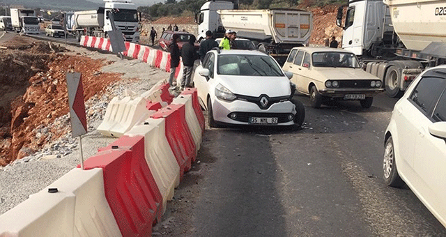 Römorka çarpan sürücü yaralandı