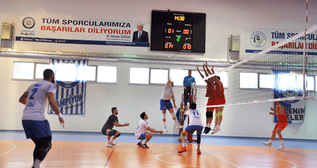 Voleybolcularımız ikinci yarı 5’te 5 yaptı..