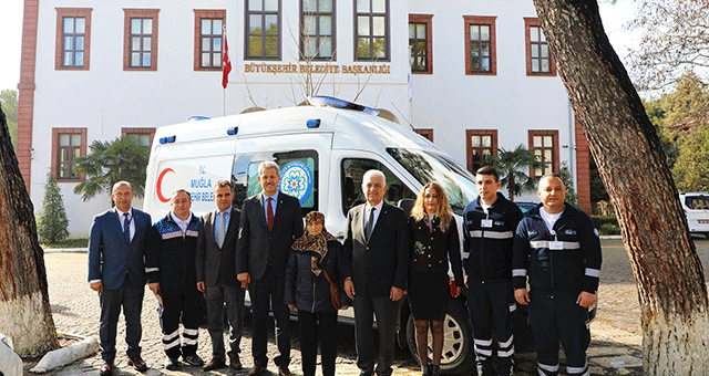 Hayırsever vatandaştan Büyükşehir’e ambulans bağışı 