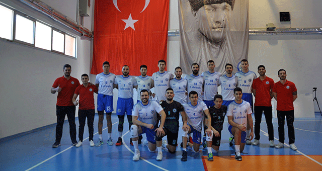 Voleybolcularımız Dolu Dizgin..