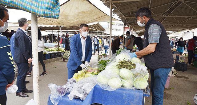 Başkan Tokat’in Selimiye Pazari mesaisi