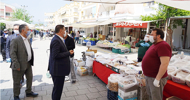 Başkan Tokat pazarcı esnafına teşekkür etti..