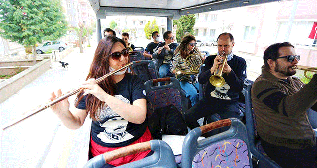 Büyükşehir’den 23 Nisan’da Gezi Araçlarla Mobil Konser
