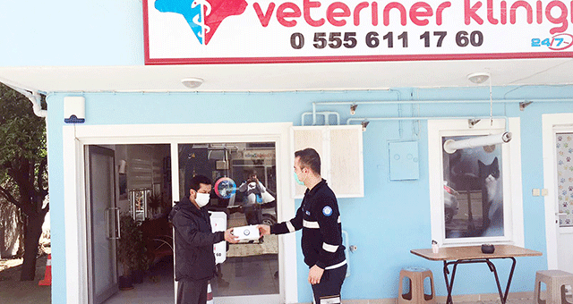 Büyükşehirden veteriner kliniklerine maske