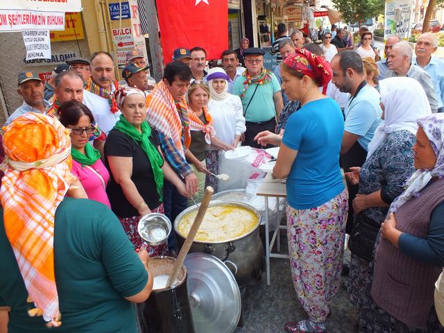 “6 Ekim Cuma günü Çamlıca’daki otantik ‘Yörük Şenliği’ne bekliyoruz”