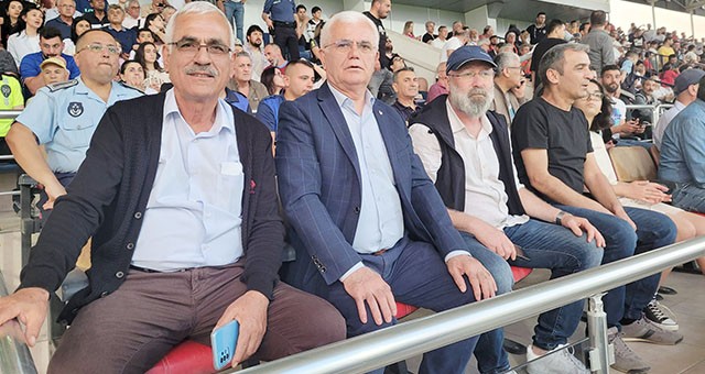 Muğla Amatör Spor Kulüpleri Federasyonu sezonun ilk toplantısını kulüp binasında yaptı