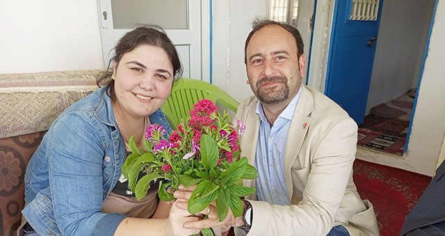 Şair ve yazar Yıldız'a Engelliler Haftası ziyareti  “HER GÜN HATIRLANMAK İSTİYORUZ..”