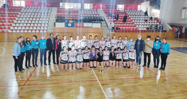 Milas Belediyespor Genç Kızlar il 3.’sü oldu