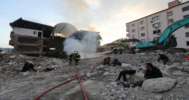 Büyükşehir’den Gerçeği Aratmayan Deprem Tatbikatı