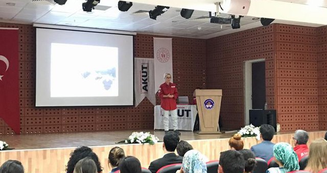 Yurt personeline ve öğrencilere Afet Bilinçlendirme Semineri…