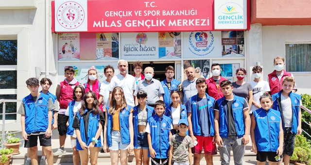 Muğla’da Gençlik Ve Spor İl Müdürlüğü yurtları afetzede vatandaşların ve yangın için gelen görevlilerin evi oldu