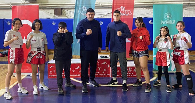 Türkiye Kickboks Federasyonu Faaliyet Programında Büyük Başarı!