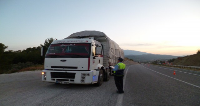 Zabıta Yollarda 925 Denetim Gerçekleştirdi