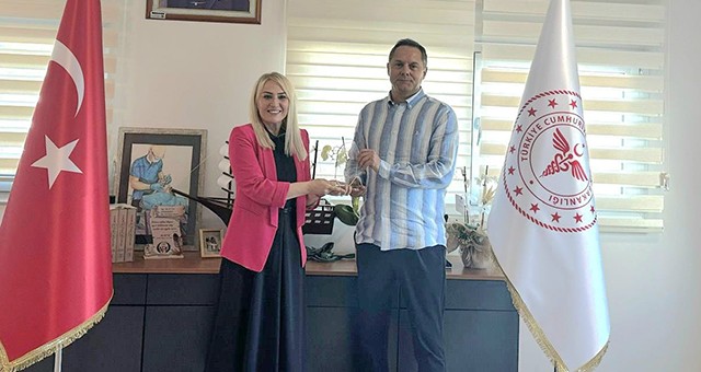 Milas Devlet Hastanesi’ne Yeni Cihaz, Gümüşel’e Teşekkür Plaketi