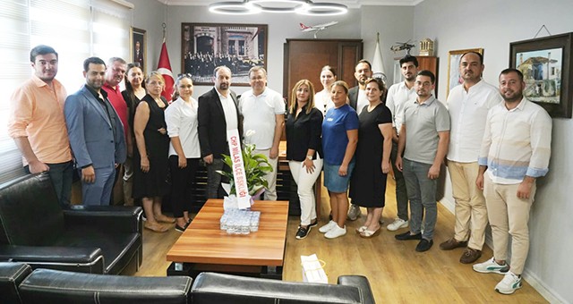 CHP İlçe Yönetimi’nden Başkan Tokat’a ziyaret