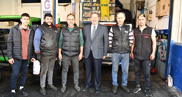 Belediye Başkan Adayı Fevzi Topuz Mahalle Ziyaretlerini Sürdürüyor