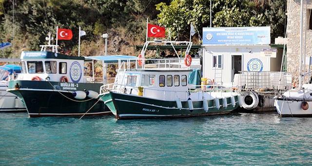 Büyükşehir 7 atık alım teknesiyle yaza hazırlanıyor